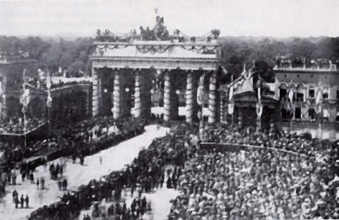 pict-1871年、普仏戦争後のパレード.jpg