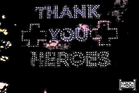 pict-A spectacular drone light show7.jpg