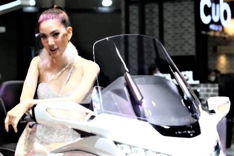 pict-Bangkok motor show 3.jpg