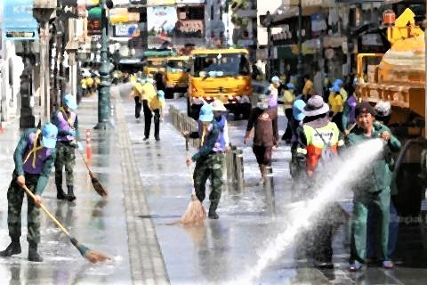 pict-Cleaning Khaosan Road4.jpg