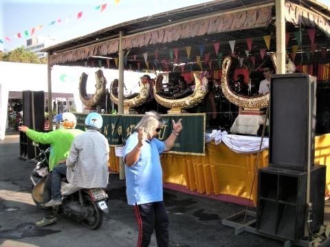 pict-DSCN5247ワットの祭り (2).jpg