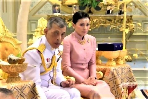 pict-タイ国王が4回目の結婚 新王妃.jpg