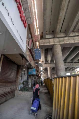 pict-バルコニー至近に高架道路建設3.jpg