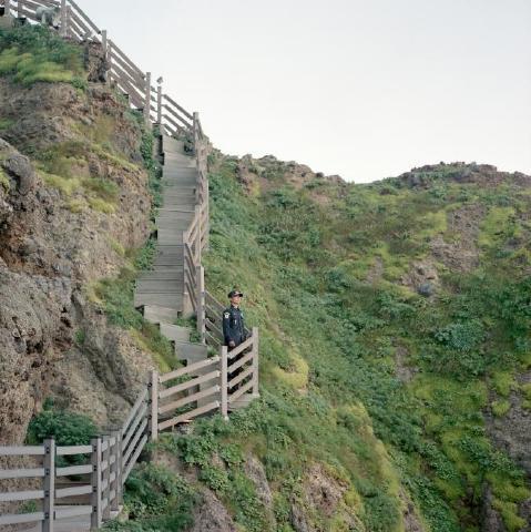 pict-フランス人写真家が見た竹島7.jpg
