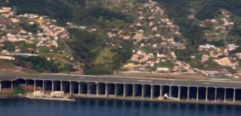 pict-マデイラ空港(ポルトガル、マデイラ島).jpg