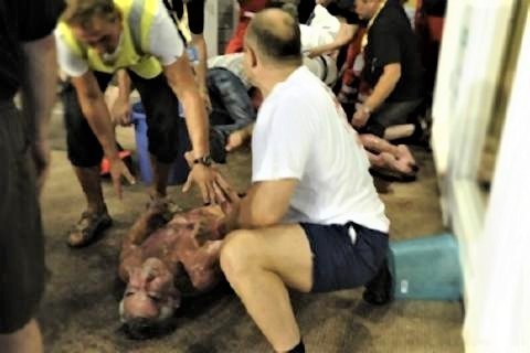 pict-世界サウナ選手権で、6分間110℃のサウナで.jpg
