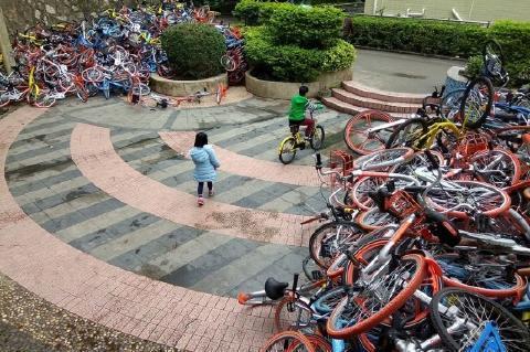 pict-中国のシェア自転車3.jpg