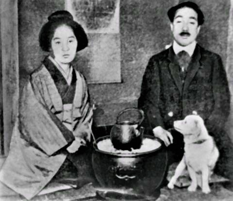 pict-北原白秋(右)と妻の章子1917年.jpg