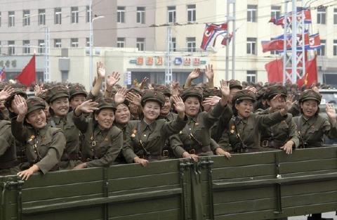 pict-北朝鮮軍事パレード24.jpg