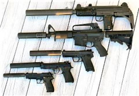 pict-各種銃器に取り付けられたサプレッサー.jpg