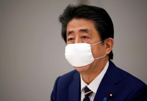 pict-布マスク安倍.jpg