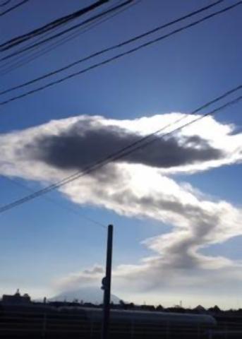pict-雲のカタチ.jpg