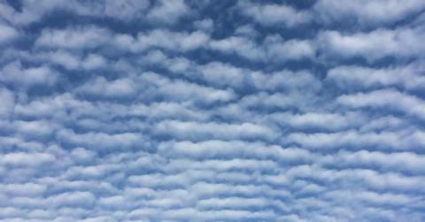 pict-雲は様々な形になります2.jpg