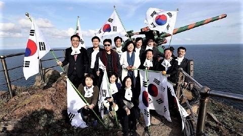 pict-韓国議員の度重なる竹島上陸.jpg