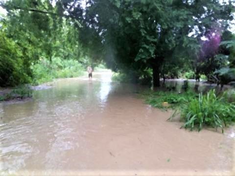 pict-Flash floods in Phrao4.jpg