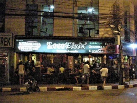 pict-Loco Elvis.jpg
