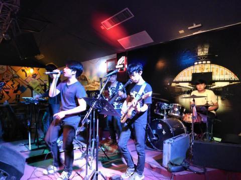 pict-P_20180224_211104カムチアンバンド.jpg