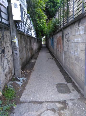 pict-P_20180622_06150狭い道6.jpg