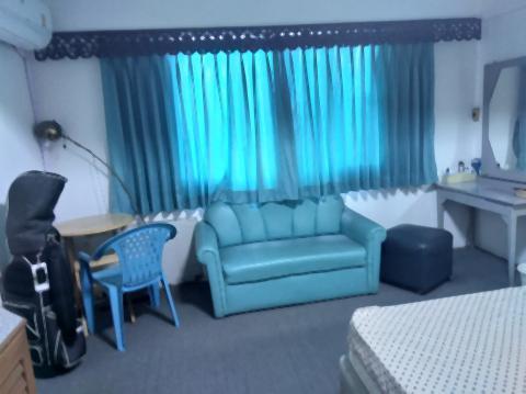pict-P_20210831_180638_vHDR_On部屋カーテン.jpg