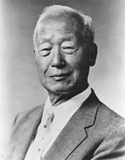 pict-Rhee_Syng-Man_in_1956.jpg