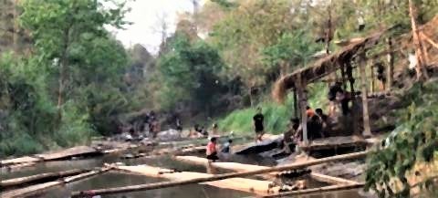pict-Wang River rafting5.jpg