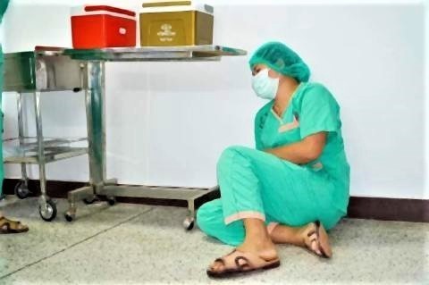 pict-exhausted medical professionals.jpg