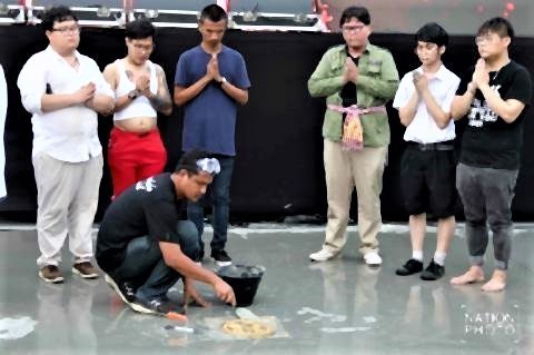 pict-install '2020 coup memorial plaque'.jpg