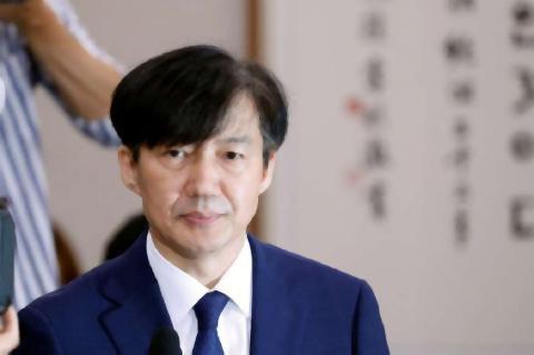 pict-pict-゙国・前法相.jpg